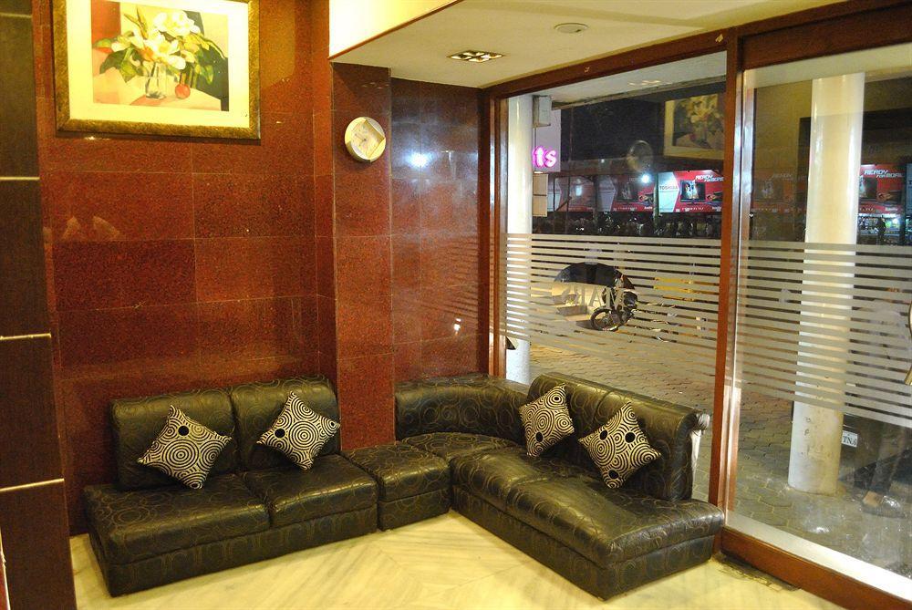 Hotel Mars Classic Chennai Esterno foto