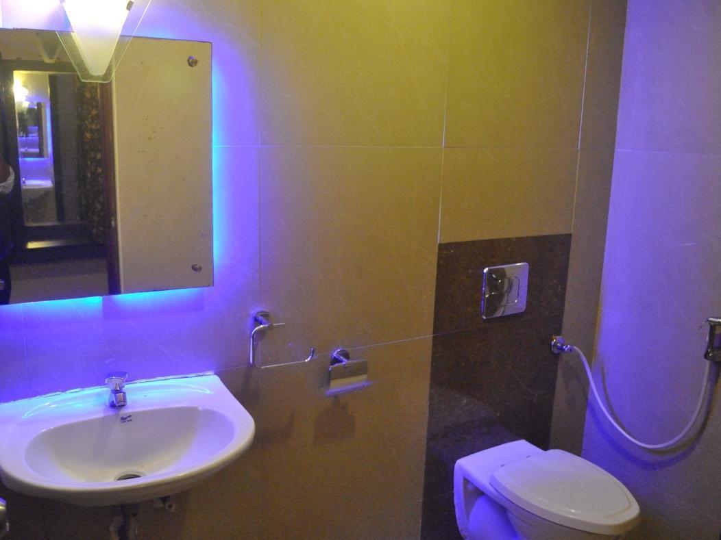 Hotel Mars Classic Chennai Esterno foto