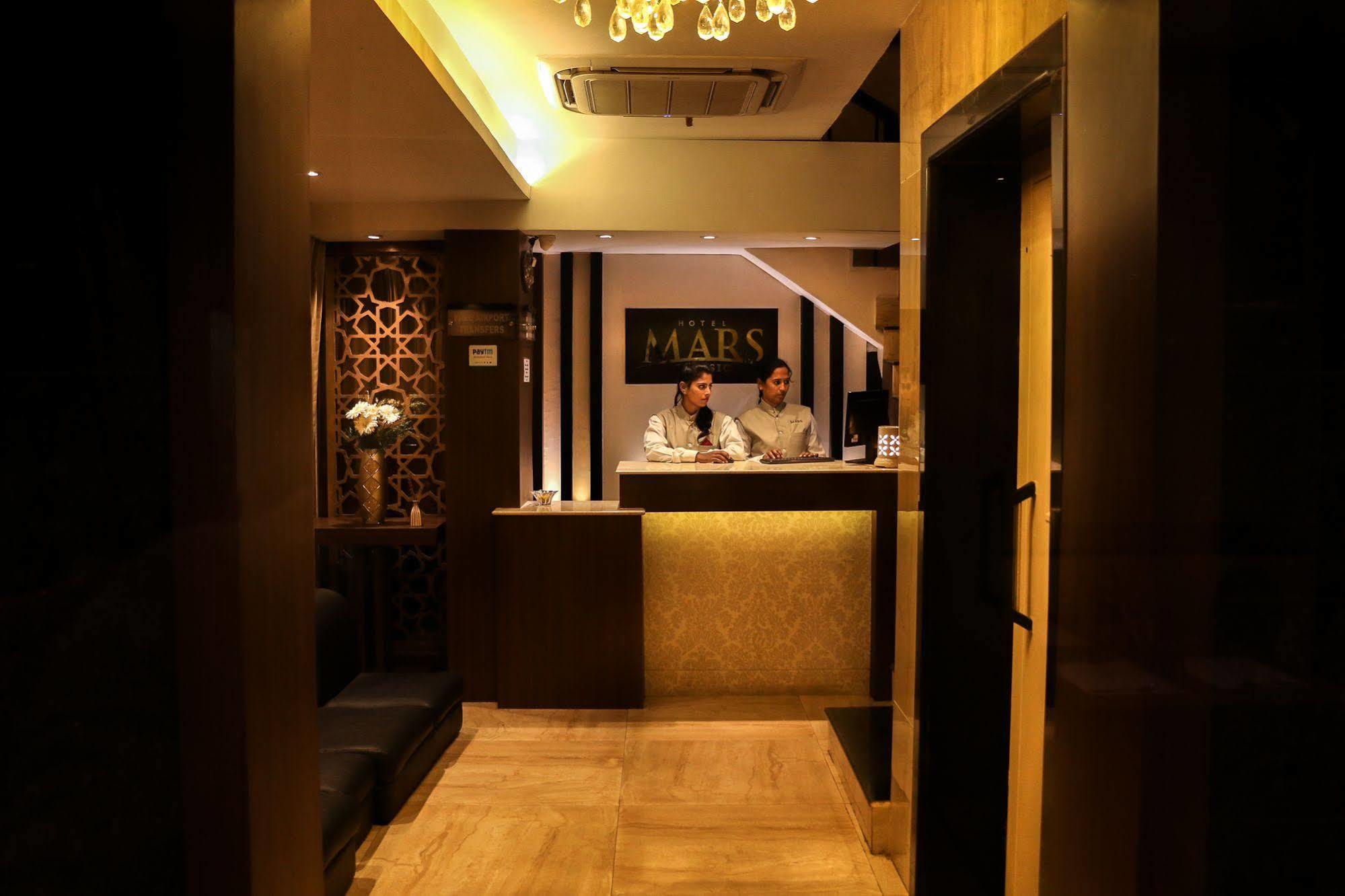 Hotel Mars Classic Chennai Esterno foto